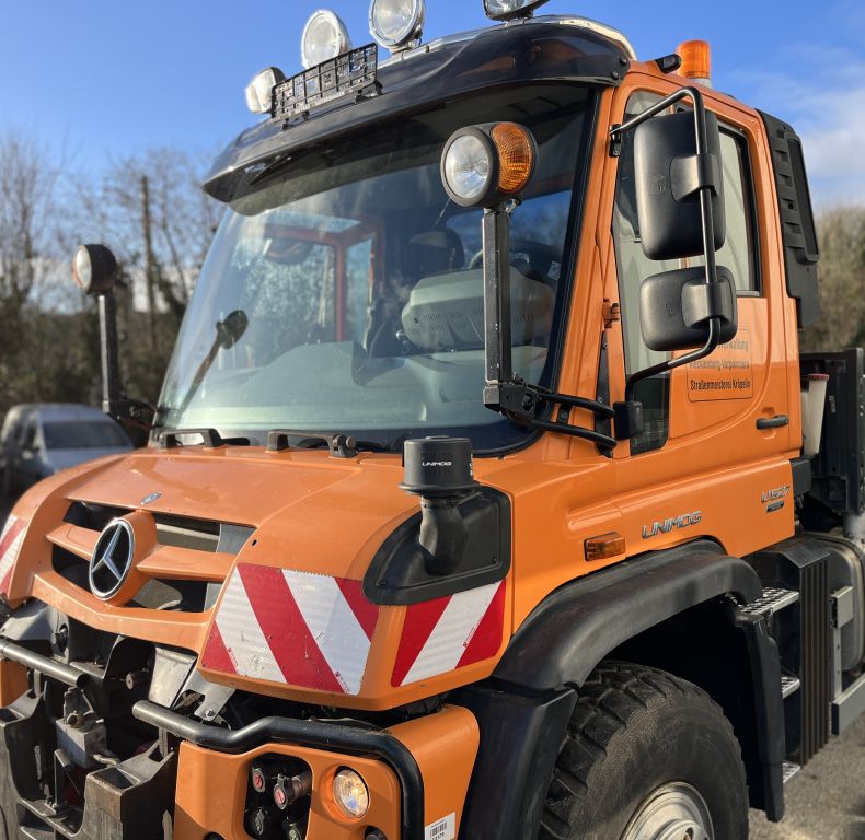 DIRECT GERMAN MOTORWAY MAINTENANCE UGE U527 - 2014