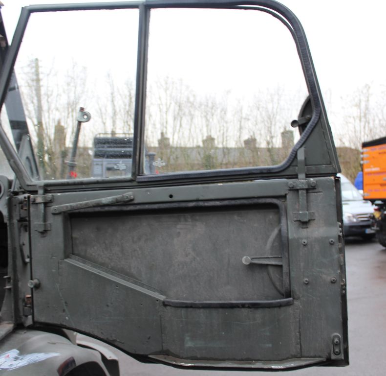 CLASSIC EX-MILITARY CABRIO 416/U1100