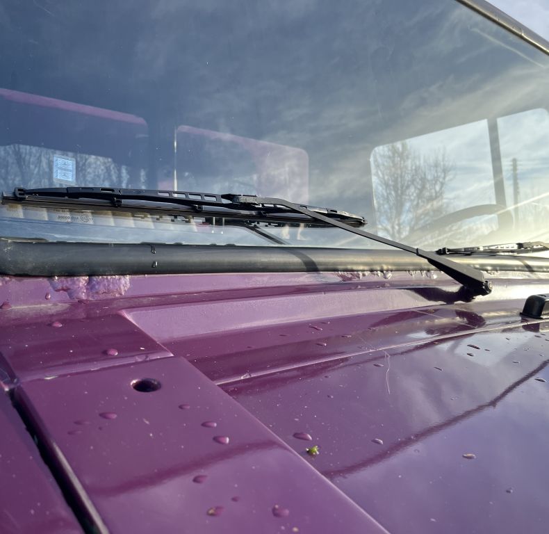 U1300L 3 WAY TIPPER - GREAT VALUE