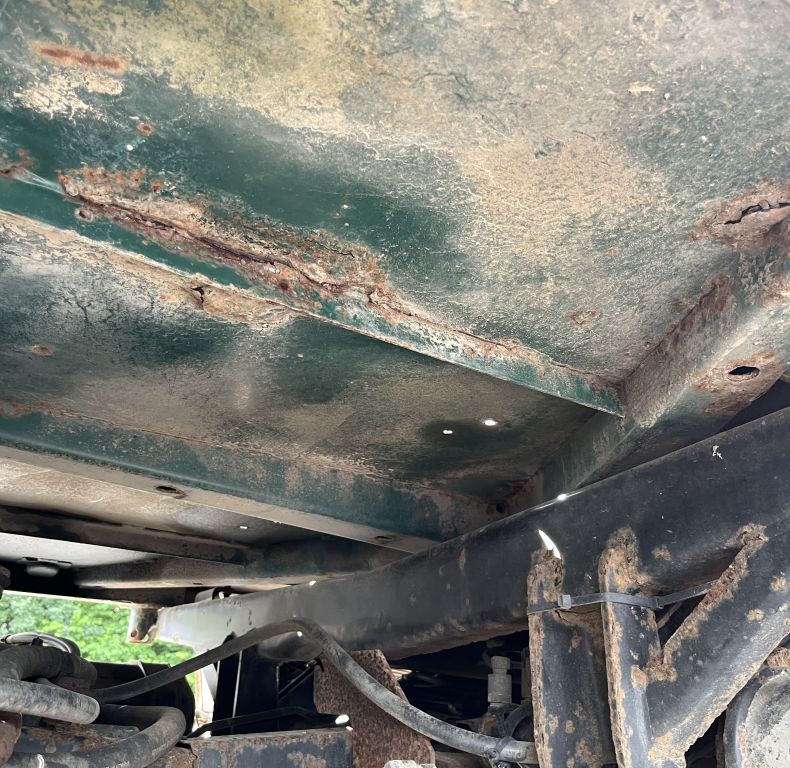 U1600AG REAR LINKAGE & HITCH