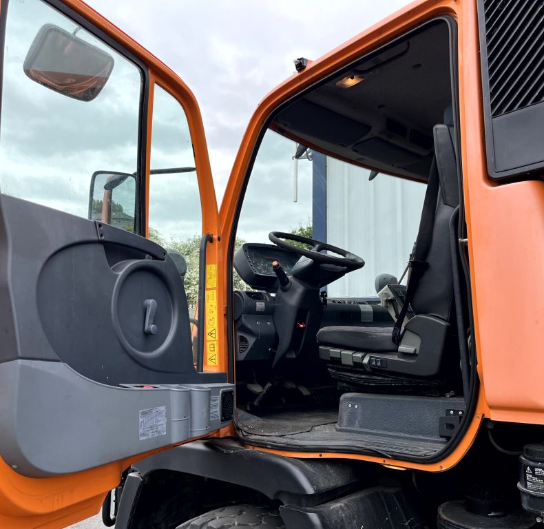 U400 170HP 4 CYL UNIMOG