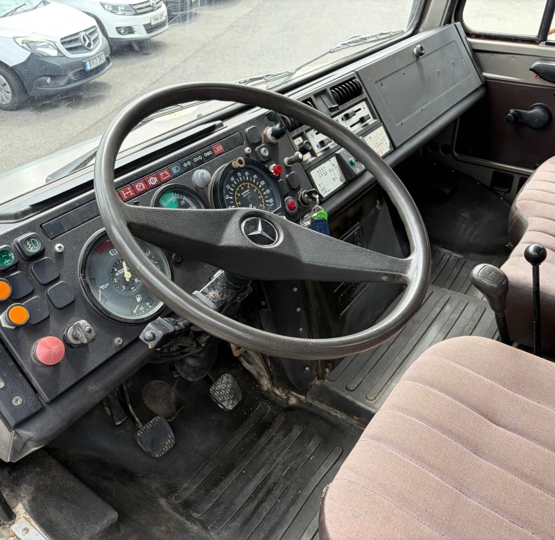 U1200AG SOLID UNIMOG READY TO GO TO WORK