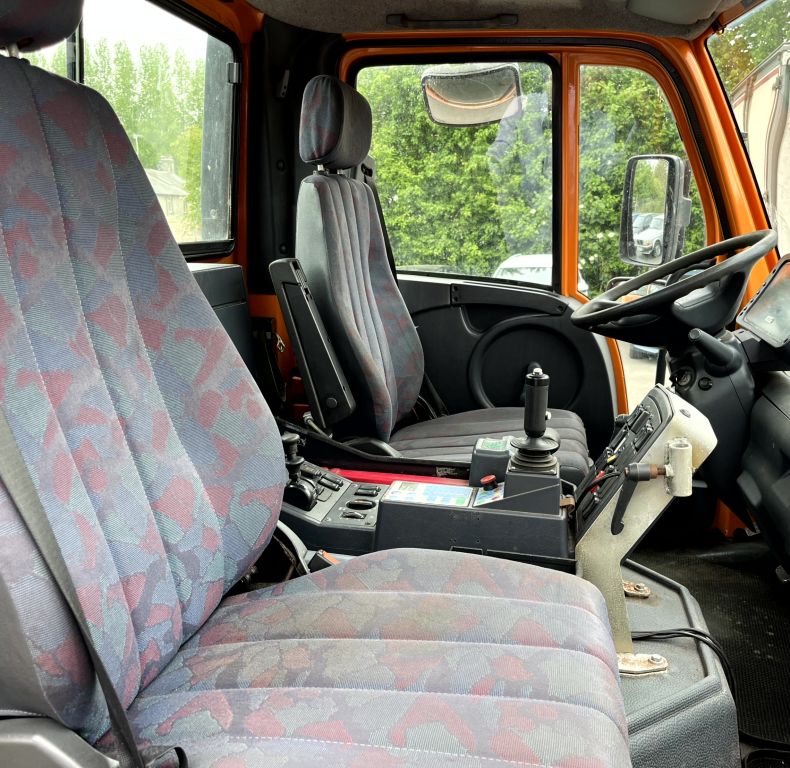 U400 170HP 4 CYL UNIMOG