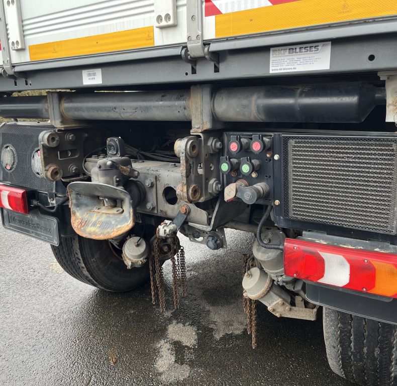 2016 U423 - ONE OWNER FROM NEW