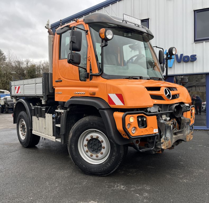 2016 U423 - ONE OWNER FROM NEW