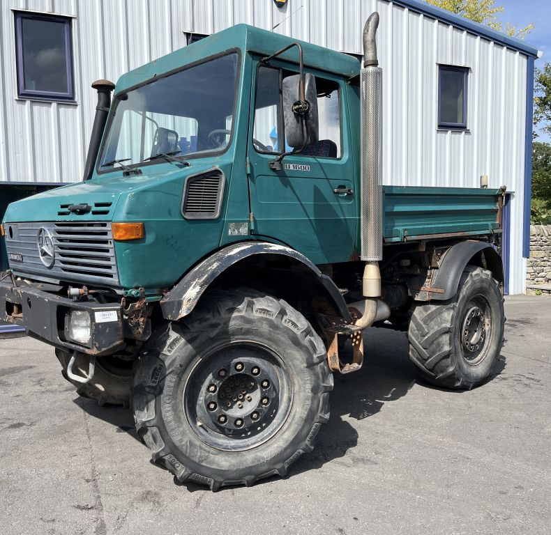U1600AG REAR LINKAGE & HITCH