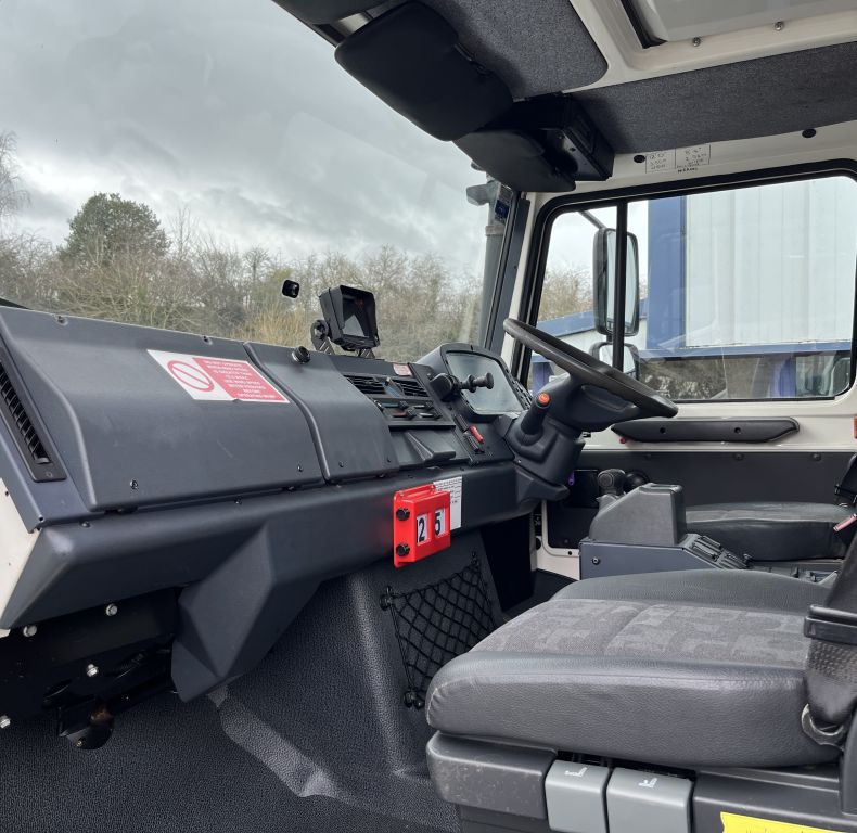 U4000 WITH 15M ACCESS PLATFORM