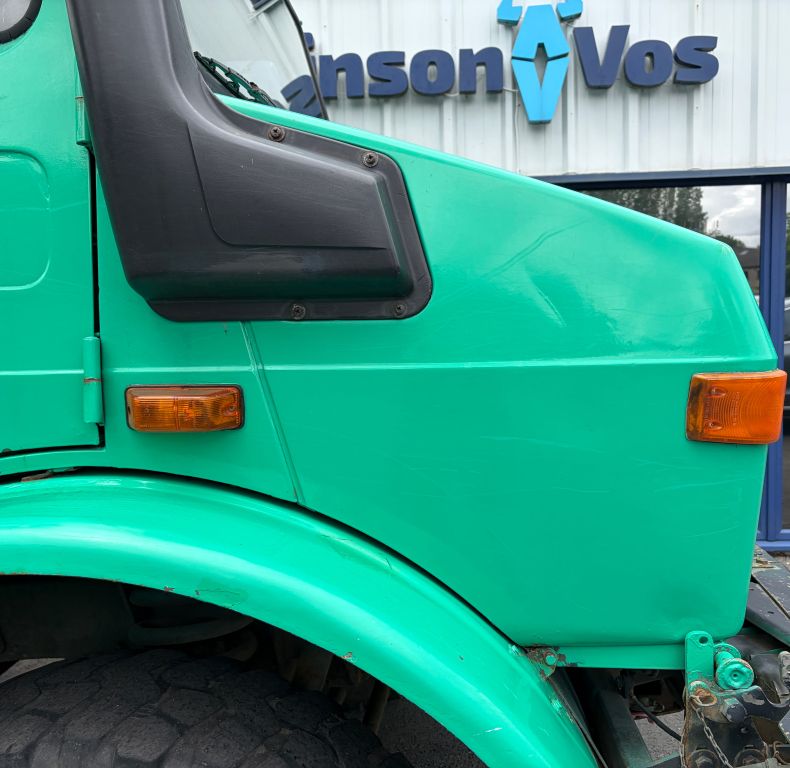 U1300L GREAT VALUE!