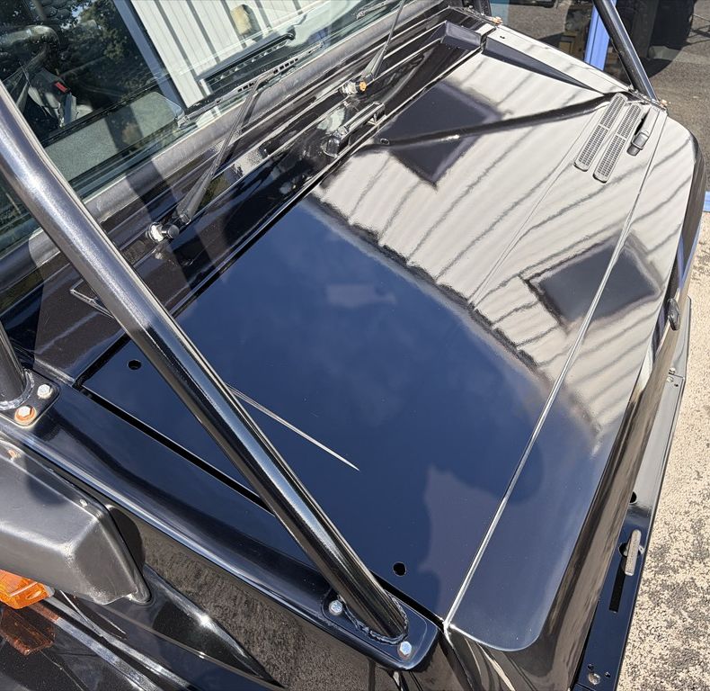 ONE-OFF CUSTOM BUILD - STUNNING TRUCK!