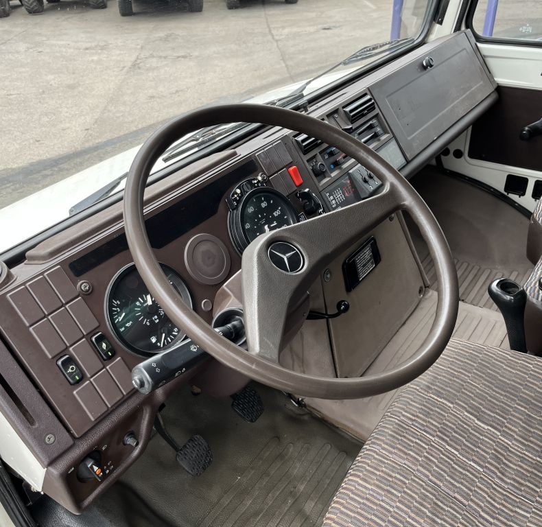 U1850 IDEAL CAMPER BASE VEHICLE