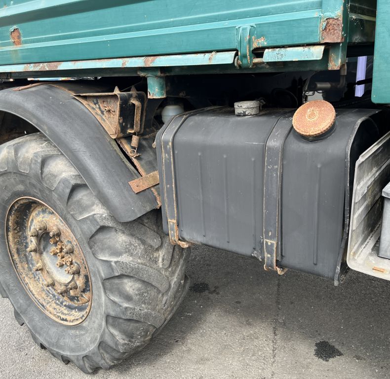 U1600AG REAR LINKAGE & HITCH