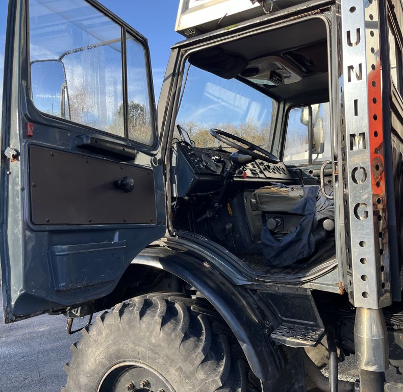 HEAVY DUTY U1700AG UNIMOG