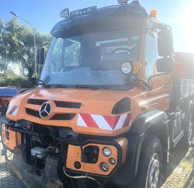 DIRECT GERMAN MOTORWAY MAINTENANCE UGE U527 - 2014