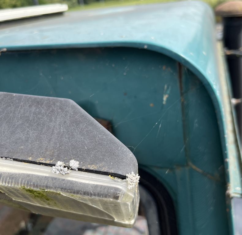 U1600AG REAR LINKAGE & HITCH