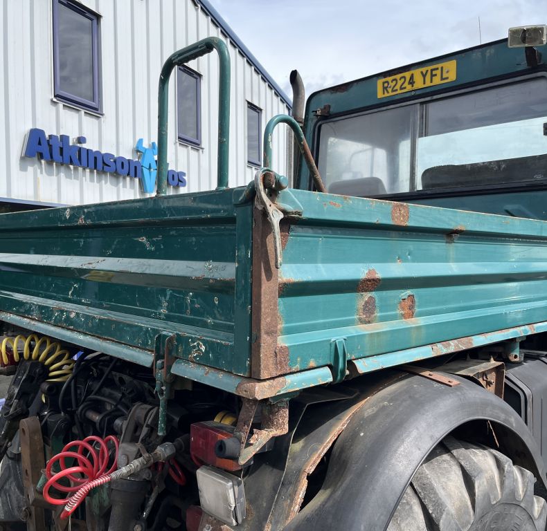 U1600AG REAR LINKAGE & HITCH