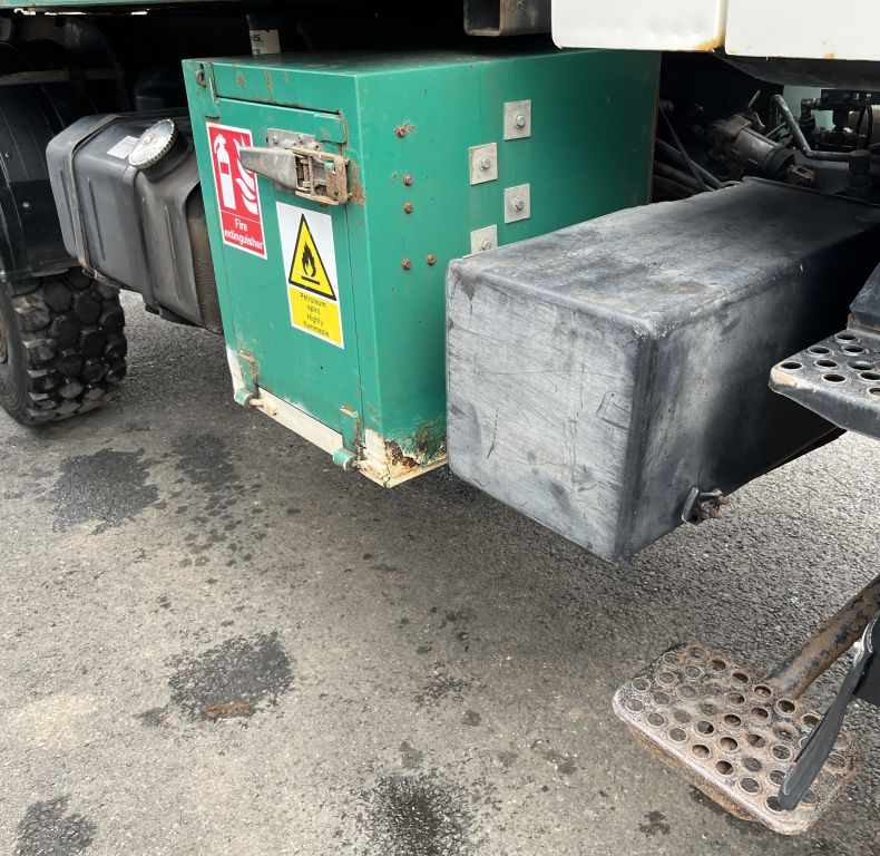 U1850 IDEAL CAMPER BASE VEHICLE